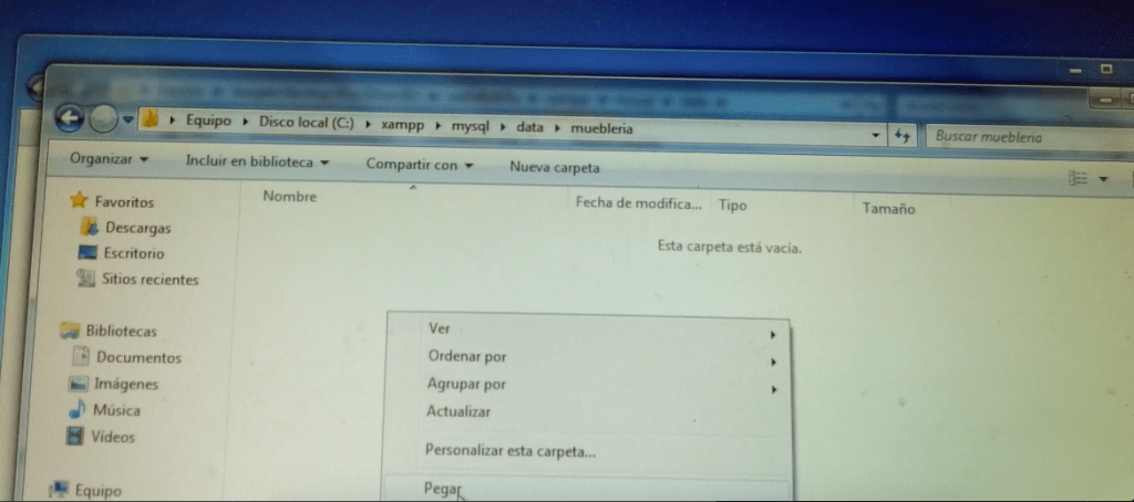 Captura de pantalla 2014-12-27 a las 8.17.05 p.m.
